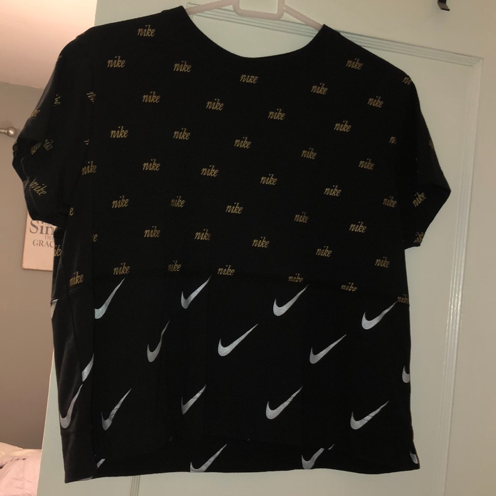 Nike Metallic cropped tee